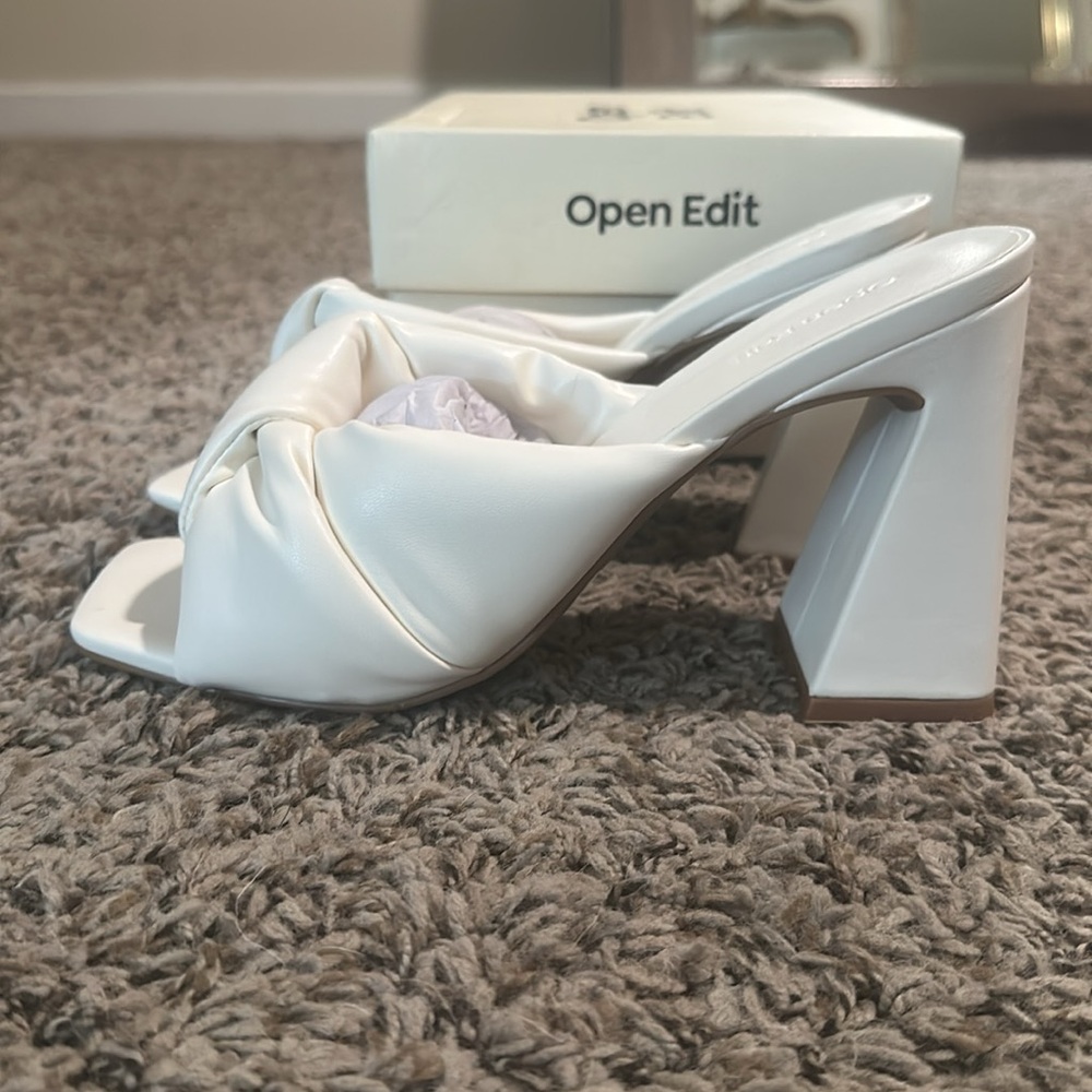 Open Edit Heels - Picture 4 of 5